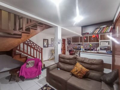 Casa à venda com 136m², 3 quartos, 2 suítes, 2 vagas no bairro Petrópolis em Porto Alegre - Foto 4