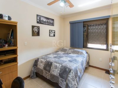 Apartamento à venda com 113m², 3 quartos, 1 suíte, 2 vagas no bairro Cristal em Porto Alegre - Foto 12