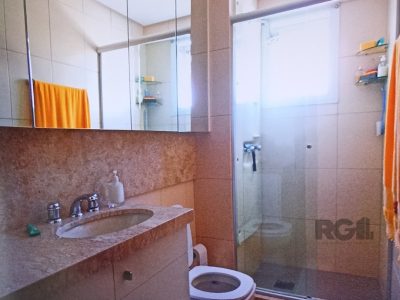 Apartamento à venda com 86m², 2 quartos, 1 suíte, 2 vagas no bairro Menino Deus em Porto Alegre - Foto 4