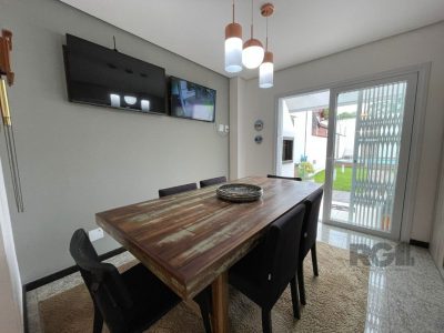 Casa à venda com 193m², 3 quartos, 2 suítes, 3 vagas no bairro Ipanema em Porto Alegre - Foto 5