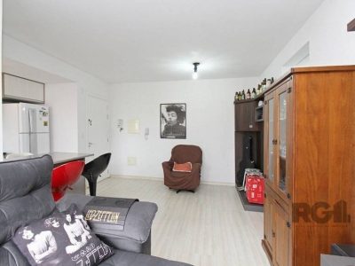 Apartamento à venda com 60m², 2 quartos, 1 suíte, 1 vaga no bairro Passo d'Areia em Porto Alegre - Foto 4