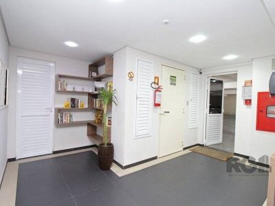 Apartamento à venda com 60m², 2 quartos, 1 suíte, 1 vaga no bairro Passo d'Areia em Porto Alegre - Foto 15