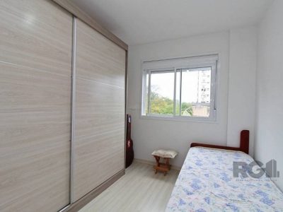 Apartamento à venda com 60m², 2 quartos, 1 suíte, 1 vaga no bairro Passo d'Areia em Porto Alegre - Foto 10