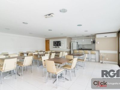 Apartamento à venda com 67m², 2 quartos, 1 suíte, 1 vaga no bairro Passo d'Areia em Porto Alegre - Foto 3