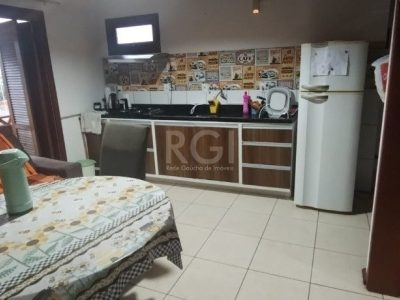 Casa à venda com 136m², 3 quartos, 2 suítes, 2 vagas no bairro Petrópolis em Porto Alegre - Foto 36