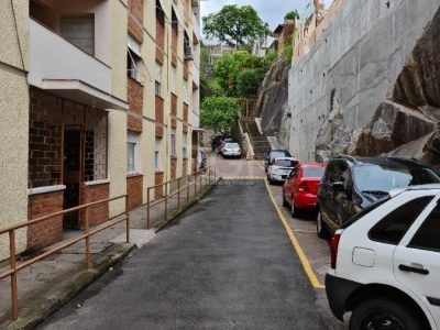 Apartamento à venda com 46m², 2 quartos, 1 vaga no bairro Rio Branco em Porto Alegre - Foto 3