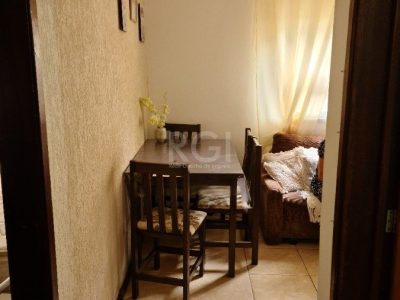 Apartamento à venda com 46m², 2 quartos, 1 vaga no bairro Rio Branco em Porto Alegre - Foto 4