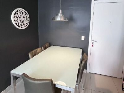 Apartamento à venda com 46m², 2 quartos, 1 vaga no bairro Cristal em Porto Alegre - Foto 2