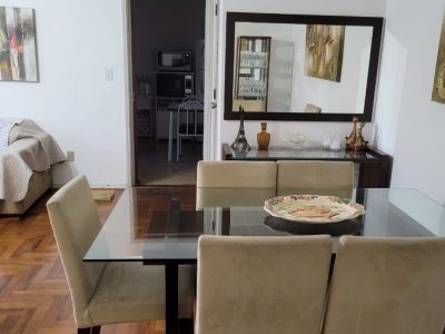 Apartamento à venda com 113m², 3 quartos, 1 suíte, 2 vagas no bairro Petrópolis em Porto Alegre - Foto 2