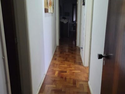 Apartamento à venda com 113m², 3 quartos, 1 suíte, 2 vagas no bairro Petrópolis em Porto Alegre - Foto 7