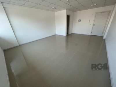 Conjunto/Sala à venda com 38m² no bairro Bom Fim em Porto Alegre - Foto 6