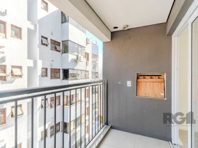 Apartamento à venda com 66m², 2 quartos, 1 suíte, 1 vaga no bairro Menino Deus em Porto Alegre - Foto 2