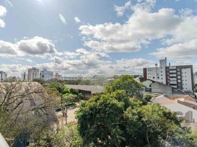 Apartamento à venda com 66m², 2 quartos, 1 suíte, 1 vaga no bairro Menino Deus em Porto Alegre - Foto 4