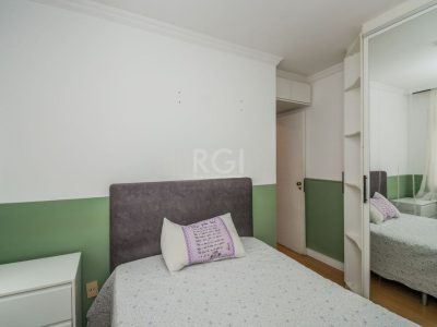 Apartamento à venda com 76m², 2 quartos, 2 suítes, 2 vagas no bairro Petrópolis em Porto Alegre - Foto 13