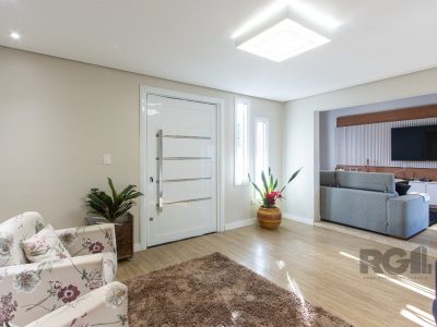 Casa à venda com 361m², 6 quartos, 1 suíte, 5 vagas no bairro Cristal em Porto Alegre - Foto 5