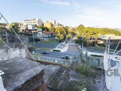 Casa à venda com 361m², 6 quartos, 1 suíte, 5 vagas no bairro Cristal em Porto Alegre - Foto 64