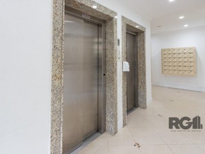 Apartamento à venda com 64m², 2 quartos, 1 suíte, 2 vagas no bairro Tristeza em Porto Alegre - Foto 4