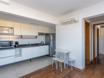 Apartamento à venda com 65m², 2 quartos, 1 suíte, 2 vagas no bairro Tristeza em Porto Alegre - Foto 4