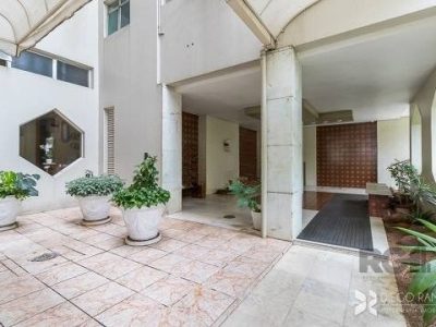 Apartamento à venda com 99m², 3 quartos, 1 suíte, 1 vaga no bairro Santana em Porto Alegre - Foto 6