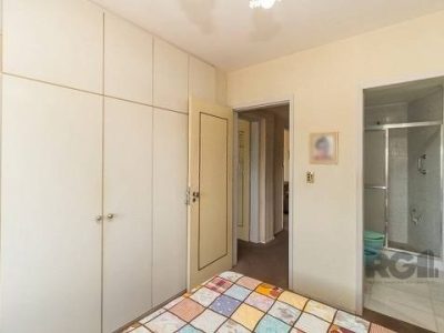 Apartamento à venda com 99m², 3 quartos, 1 suíte, 1 vaga no bairro Santana em Porto Alegre - Foto 15