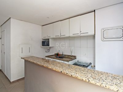 Apartamento à venda com 48m², 2 quartos, 1 vaga no bairro Glória em Porto Alegre - Foto 33