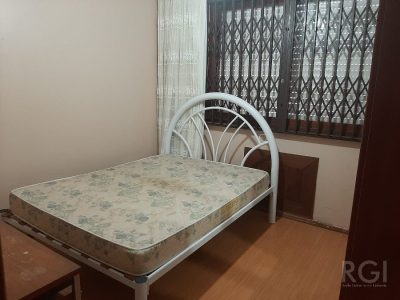 Apartamento à venda com 103m², 3 quartos, 1 suíte, 1 vaga no bairro Petrópolis em Porto Alegre - Foto 10