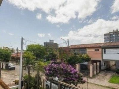 Casa à venda com 300m², 3 quartos, 1 suíte, 4 vagas no bairro Jardim Lindóia em Porto Alegre - Foto 4