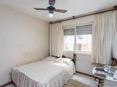 Apartamento à venda com 138m², 3 quartos, 2 vagas no bairro Petrópolis em Porto Alegre - Foto 21