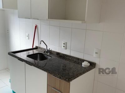 Apartamento à venda com 70m², 3 quartos, 1 suíte, 1 vaga no bairro Azenha em Porto Alegre - Foto 2