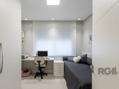 Cobertura à venda com 265m², 3 quartos, 3 suítes, 3 vagas no bairro Tristeza em Porto Alegre - Foto 26