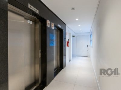 Cobertura à venda com 265m², 3 quartos, 3 suítes, 3 vagas no bairro Tristeza em Porto Alegre - Foto 6