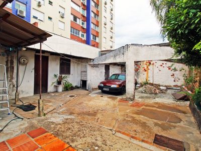 Casa à venda com 120m², 3 quartos, 1 suíte, 2 vagas no bairro Jardim Itu em Porto Alegre - Foto 2