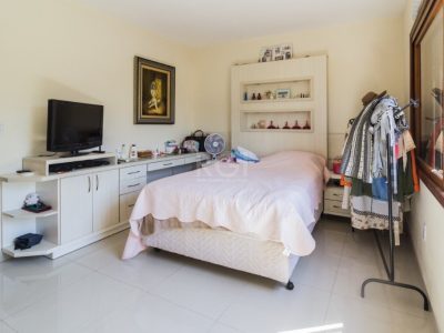 Apartamento à venda com 188m², 5 quartos, 1 suíte, 2 vagas no bairro Vila Ipiranga em Porto Alegre - Foto 10