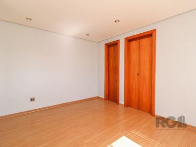 Apartamento à venda com 40m², 1 quarto, 1 vaga no bairro Azenha em Porto Alegre - Foto 3