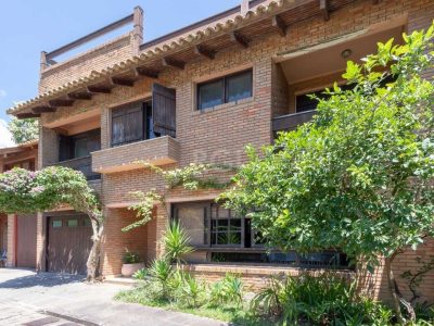 Casa Condominio à venda com 331m², 4 quartos, 4 suítes, 2 vagas no bairro Tristeza em Porto Alegre - Foto 3