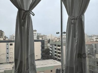 Apartamento à venda com 103m², 2 quartos, 1 suíte, 1 vaga no bairro Centro em Capão da Canoa - Foto 6