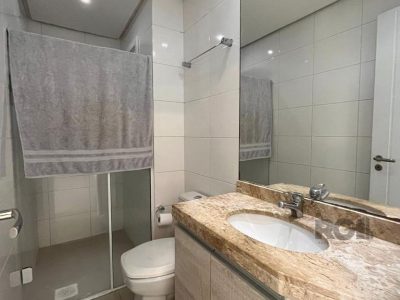 Apartamento à venda com 103m², 2 quartos, 1 suíte, 1 vaga no bairro Centro em Capão da Canoa - Foto 14