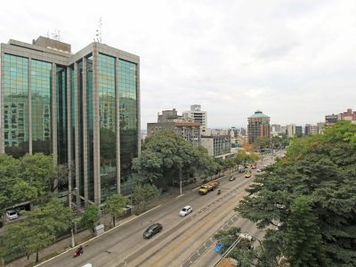 Conjunto/Sala à venda com 171m² no bairro Auxiliadora em Porto Alegre - Foto 17