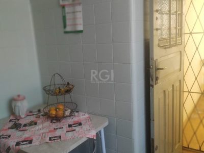 Casa à venda com 300m², 3 quartos, 4 vagas no bairro São João em Porto Alegre - Foto 23