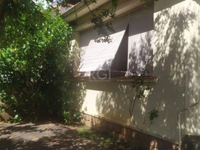 Casa à venda com 300m², 3 quartos, 4 vagas no bairro São João em Porto Alegre - Foto 4