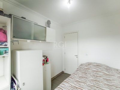 Apartamento à venda com 63m², 3 quartos, 1 suíte, 1 vaga no bairro Jardim Planalto em Porto Alegre - Foto 27