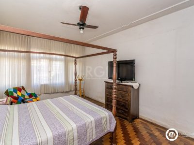 Casa à venda com 166m², 3 quartos, 2 vagas no bairro Petrópolis em Porto Alegre - Foto 21