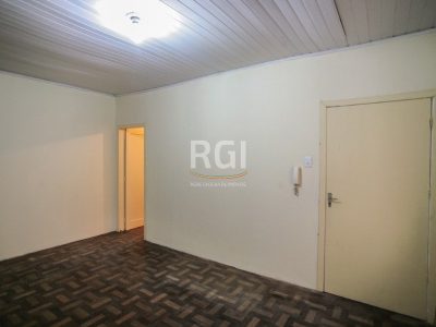 Apartamento à venda com 63m², 2 quartos no bairro Floresta em Porto Alegre - Foto 2