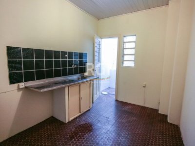 Apartamento à venda com 63m², 2 quartos no bairro Floresta em Porto Alegre - Foto 4