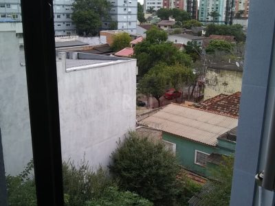 Apartamento à venda com 82m², 2 quartos, 1 suíte, 1 vaga no bairro Partenon em Porto Alegre - Foto 12