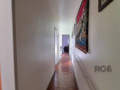 Casa à venda com 256m², 4 quartos, 1 suíte, 2 vagas no bairro Santana em Porto Alegre - Foto 7