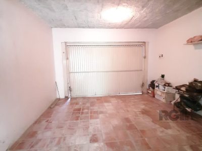 Casa à venda com 256m², 4 quartos, 1 suíte, 2 vagas no bairro Santana em Porto Alegre - Foto 20