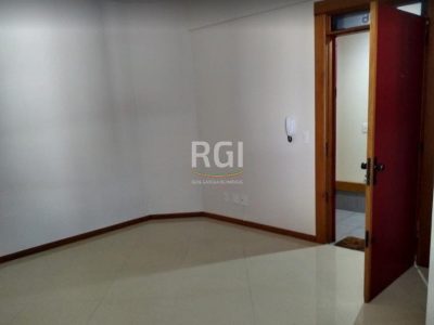 Conjunto/Sala à venda com 65m², 1 vaga no bairro Passo d'Areia em Porto Alegre - Foto 10