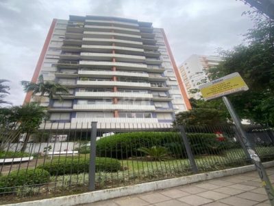 Apartamento à venda com 196m², 3 quartos, 1 suíte, 1 vaga no bairro Moinhos de Vento em Porto Alegre - Foto 8