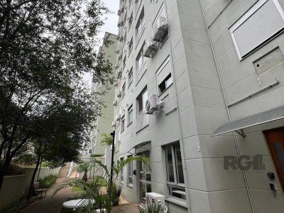 Apartamento à venda com 51m², 2 quartos, 1 vaga no bairro Glória em Porto Alegre - Foto 3